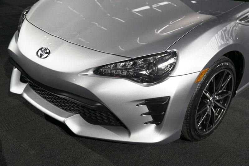 Illustration for article titled How Many 86 Emblems Are On The 2017 Toyota 86?